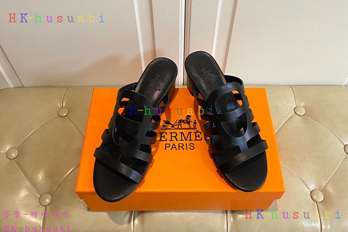 NEW 에르메스 샌들 신상 H 2424113
