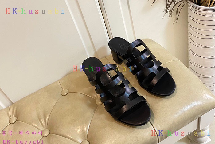 NEW 에르메스 샌들 신상 H 2424113