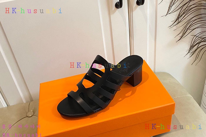 NEW 에르메스 샌들 신상 H 2424113
