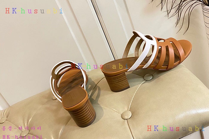 NEW 에르메스 샌들 신상 H 2424110