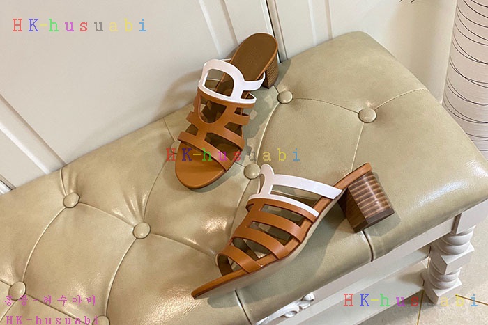 NEW 에르메스 샌들 신상 H 2424110