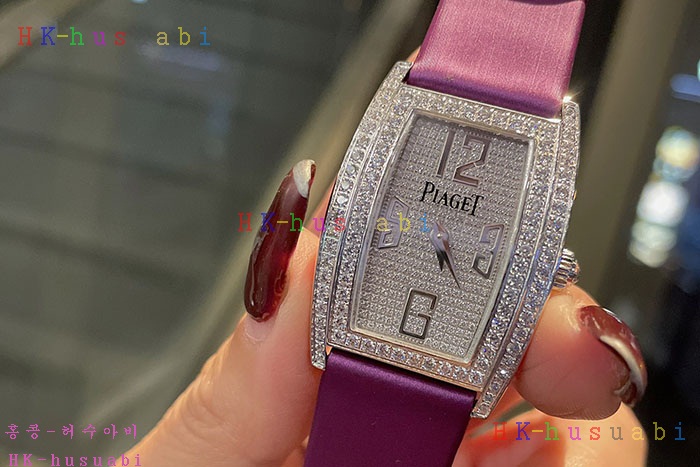 NEW 피아제 시계 신상 P 977582