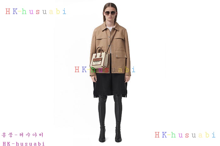 ★미러급★버버리 미니 투톤 캔버스 레더 프레야 백 80441431