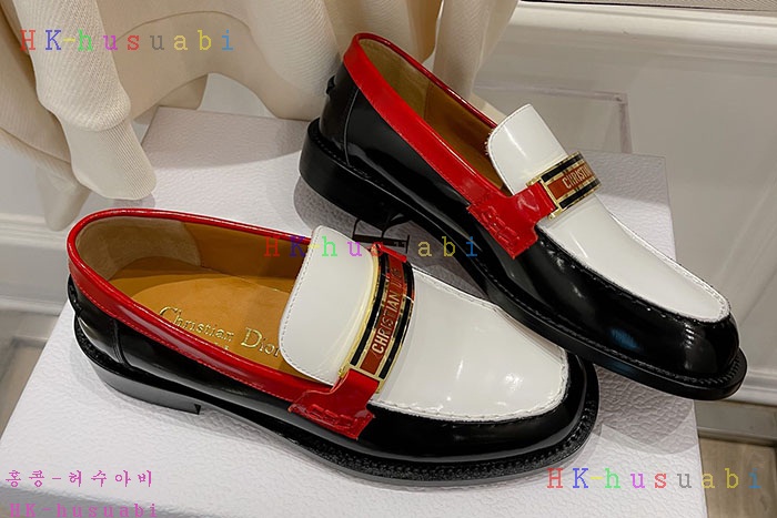 NEW 디올 로퍼 신상 DR 585550