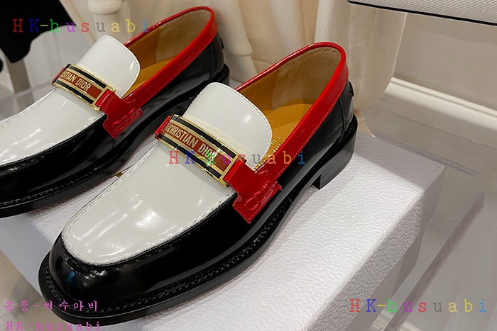 NEW 디올 로퍼 신상 DR 585550