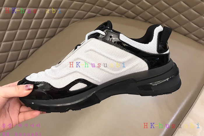 NEW 지방시 스니커즈 신상 GV 225231