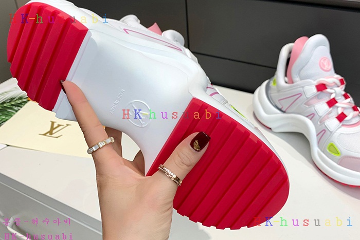 NEW 루이비통 신발 신상 LV 1125337