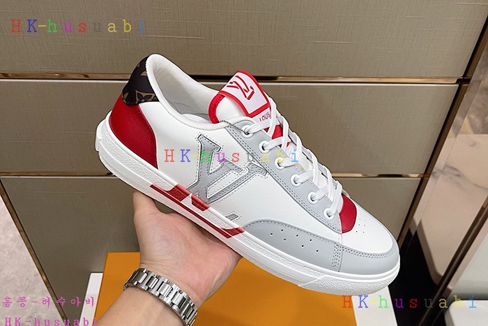 NEW 루이비통 스니커즈 신상 LV 553334
