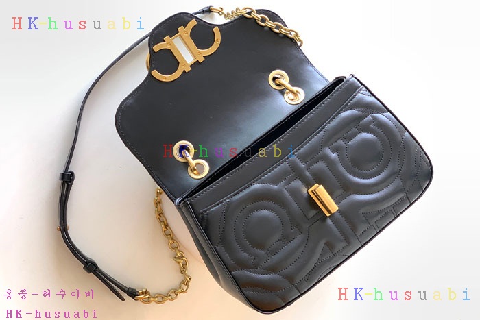 ★미러급★페라가모 여성 간치니 퀼팅 토트 732663