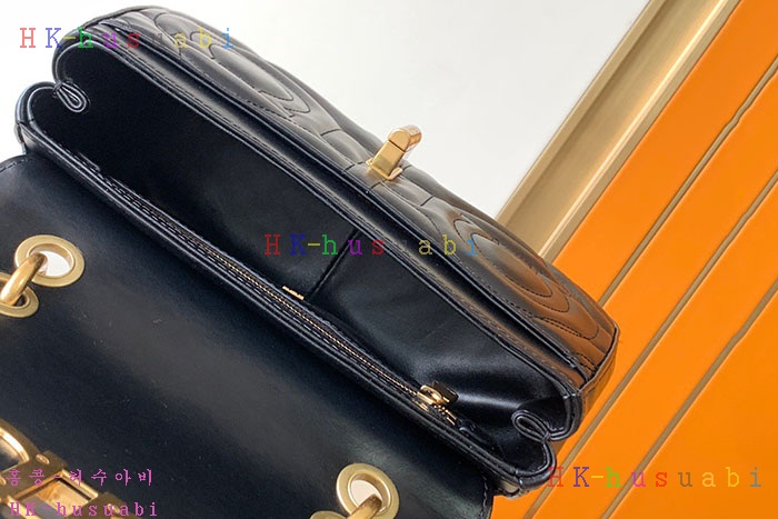 ★미러급★페라가모 여성 간치니 퀼팅 토트 732663