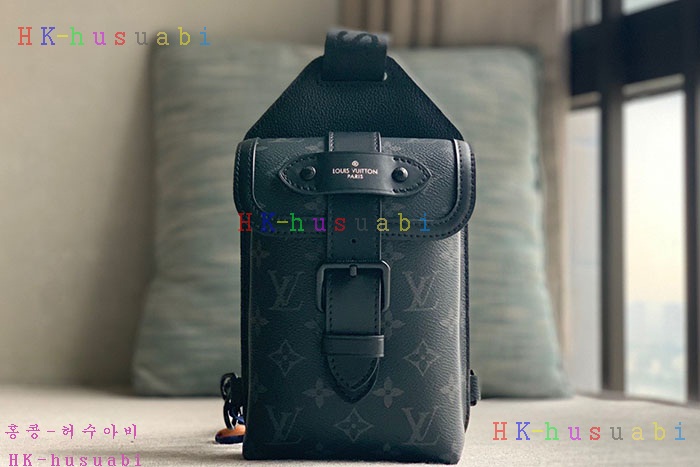 ★미러급★루이비통 소뮈르 슬링백 M45912