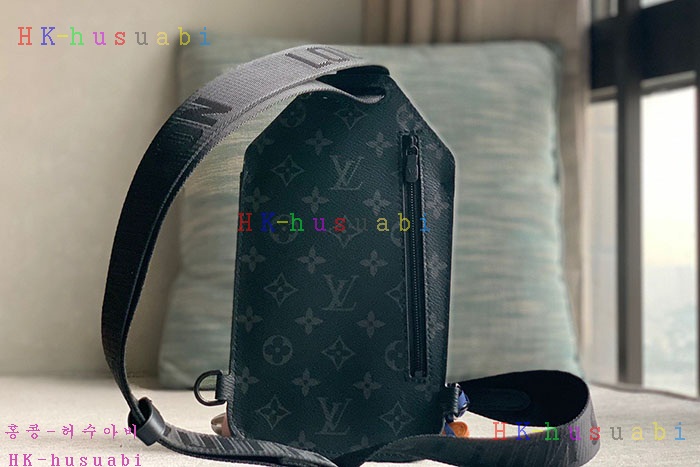 ★미러급★루이비통 소뮈르 슬링백 M45912