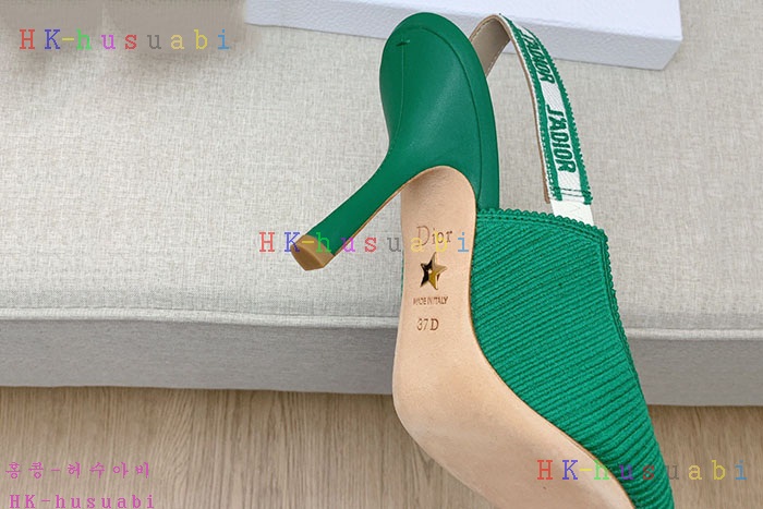 NEW 디올 신발 신상 DR 2524010