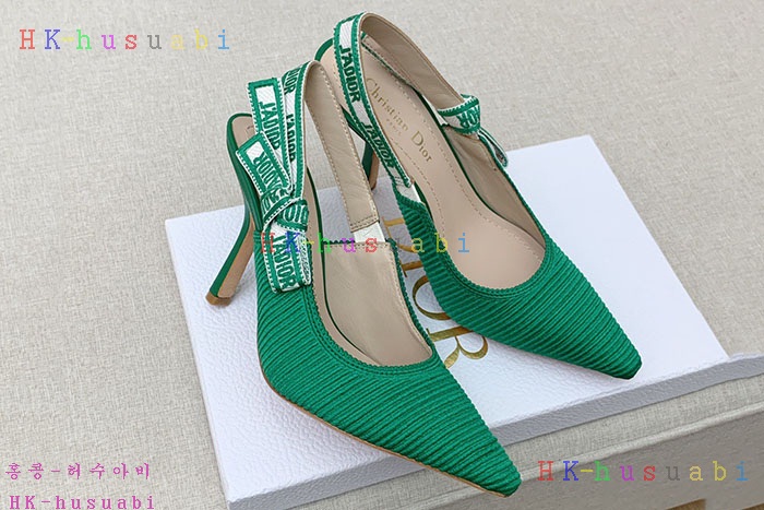 NEW 디올 신발 신상 DR 2524010