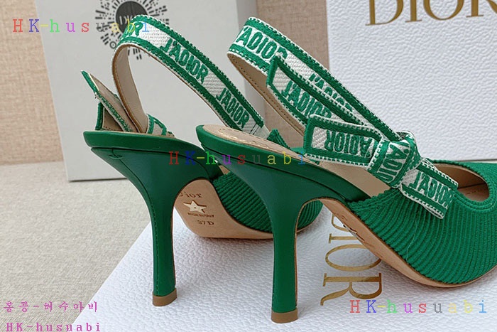 NEW 디올 신발 신상 DR 2524010