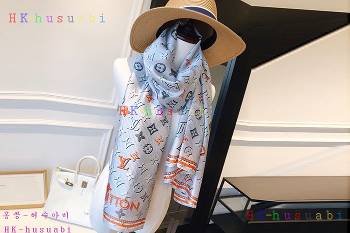 NEW 루이비통 스카프 신상 LV 885232
