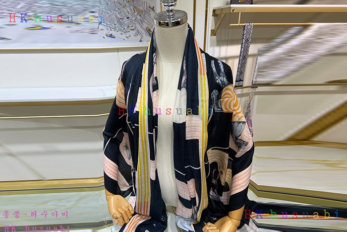 NEW 에르메스 스카프 신상 H 722405
