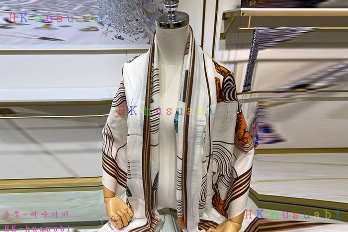 NEW 에르메스 스카프 신상 H 722406