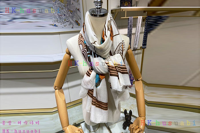 NEW 에르메스 스카프 신상 H 722406