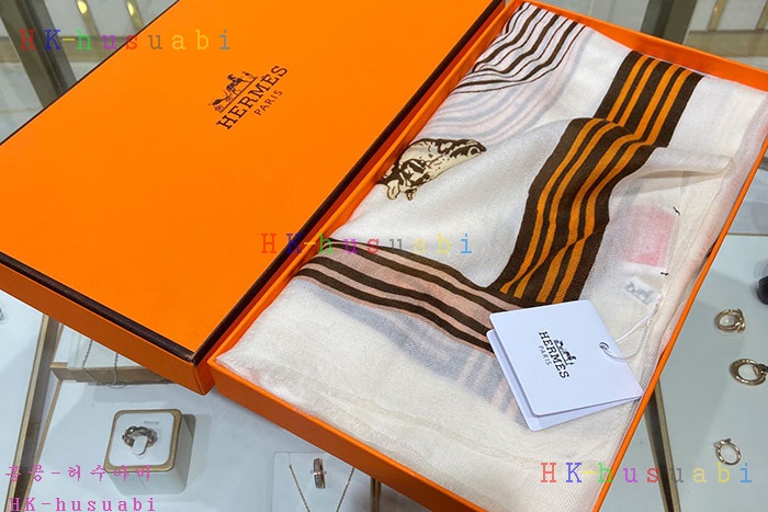 NEW 에르메스 스카프 신상 H 722406