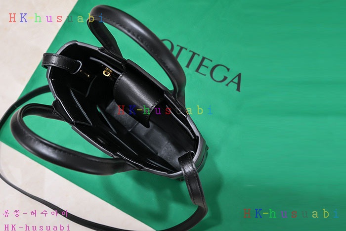 ★미러급★보테가베네타 미니 카세트 토트 709341-6