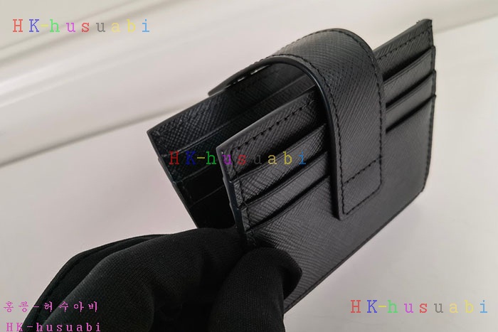 ★미러급★프라다 사피아노 레더 카드 홀더 2MC063