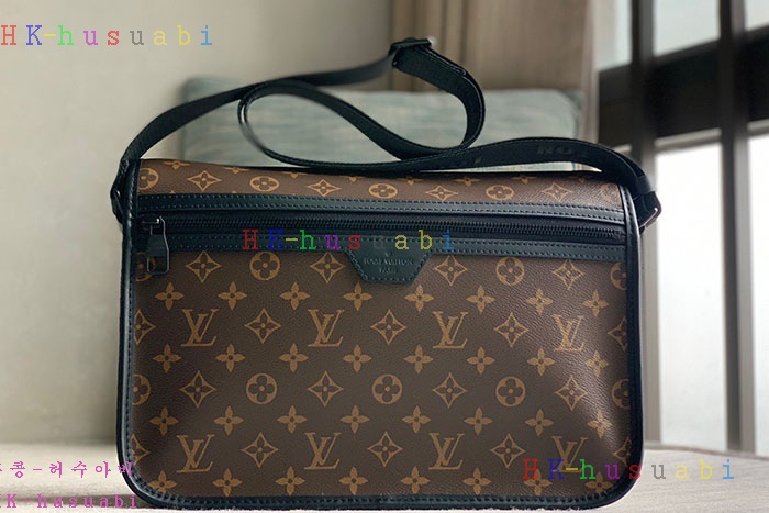 ★미러급★루이비통 아치 메신저 MM M46328