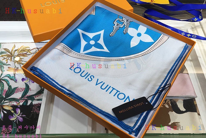 NEW 루이비통 스카프 신상 LV 9680083