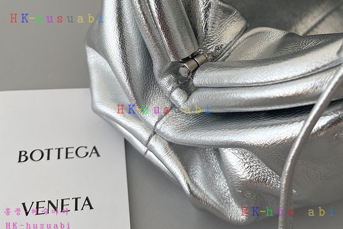 ★미러급★보테가베네타 클러치 585852-3