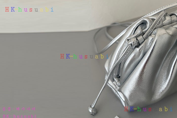 ★미러급★보테가베네타 클러치 585852-3