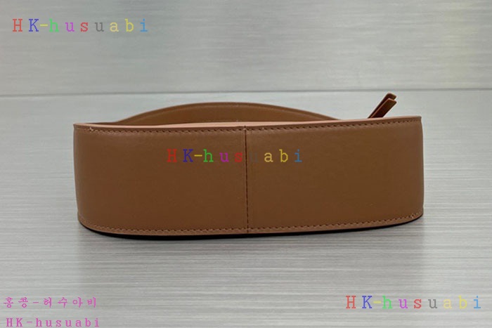 ★미러급★더 로우 Half Moon 가죽 백 W1249L60TWSHG