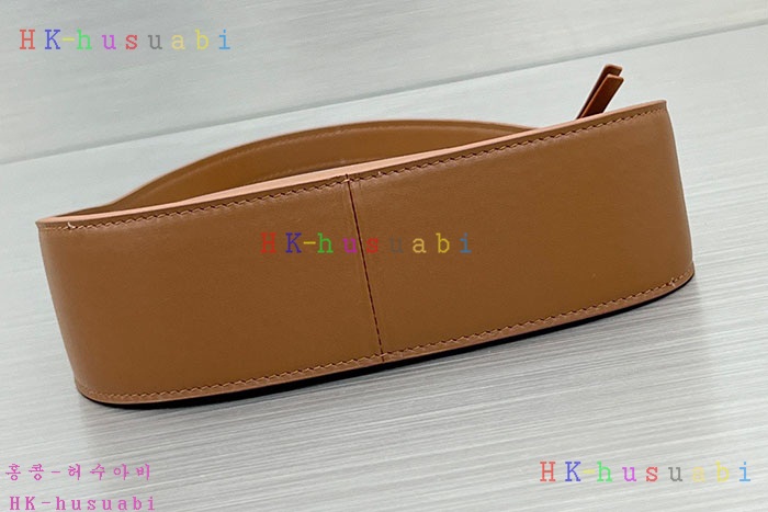 ★미러급★더 로우 Half Moon 가죽 백 W1249L60TWSHG