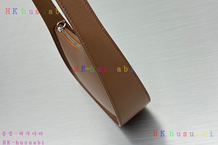★미러급★더 로우 Half Moon 가죽 백 W1249L60TWSHG