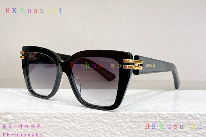 NEW 디올 선글라스 신상 DR 958772
