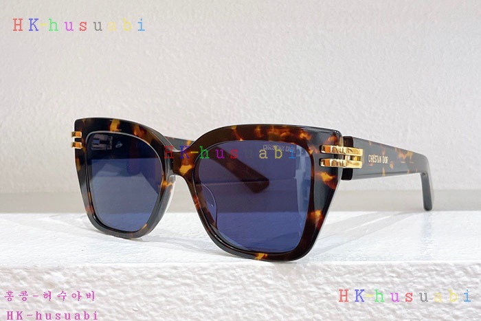 NEW 디올 선글라스 신상 DR 958772