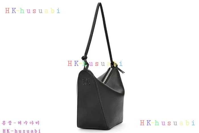 ★미러급★로에베 미니 해먹 호보 백 A538G13-03