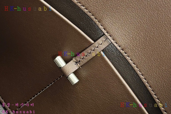 ★미러급★더 로우 EW Margaux 가죽 백 2825001-3