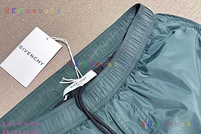 NEW 지방시 반바지 신상 GV 140011