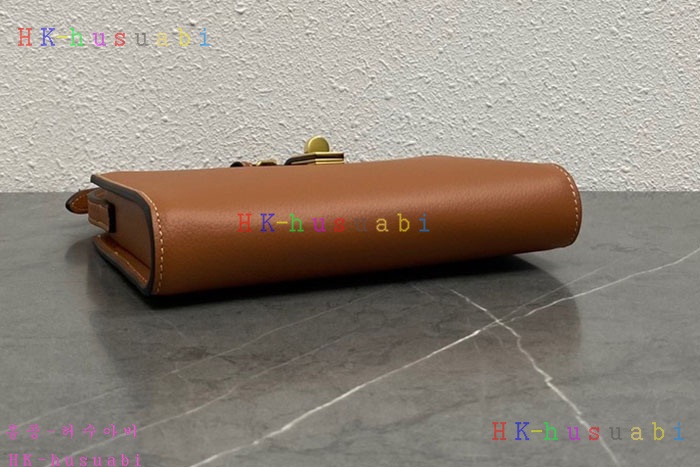 ★미러급★셀린느 16 스트랩 버클 포쉐트 카프스킨 미니 크로스백 10M443