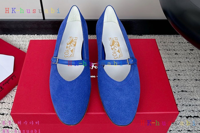 NEW 페라가모 로퍼 신발 신상 F 770614