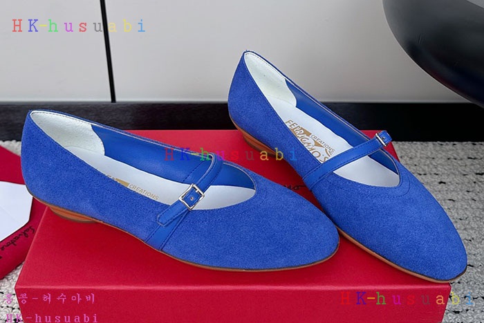 NEW 페라가모 로퍼 신발 신상 F 770614