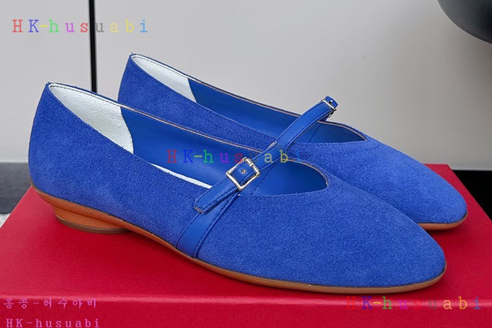 NEW 페라가모 로퍼 신발 신상 F 770614