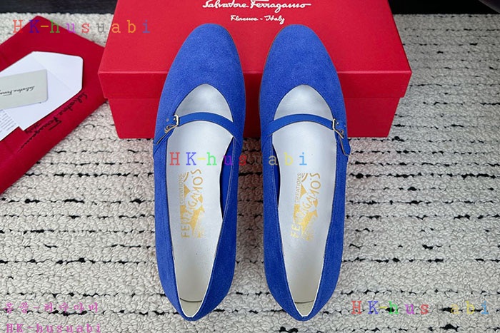 NEW 페라가모 로퍼 신발 신상 F 770614