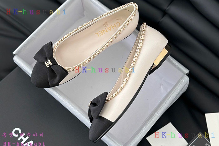 NEW 샤넬 플랫슈즈 신상 C 1581101