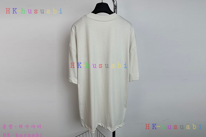 NEW 지방시 반팔티 신상 GV 770443