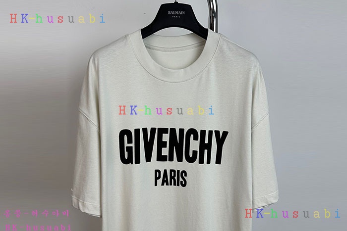 NEW 지방시 반팔티 신상 GV 770443