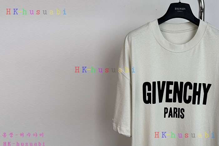 NEW 지방시 반팔티 신상 GV 770443