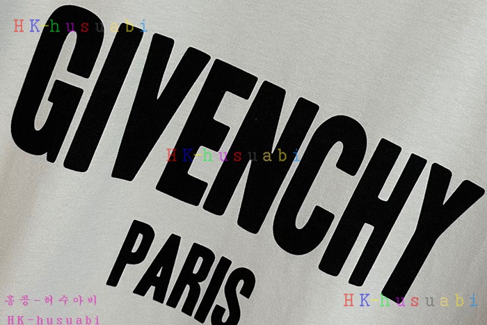 NEW 지방시 반팔티 신상 GV 770443