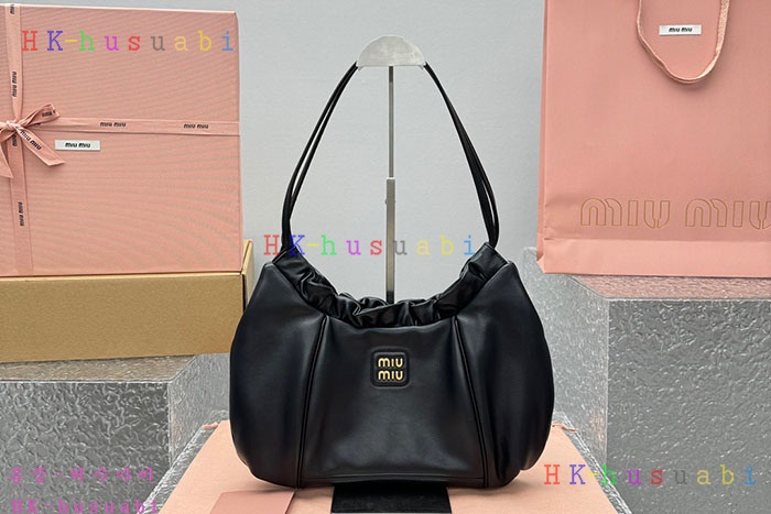 ★미러급★미우미우 가죽 숄더백 MU 330401