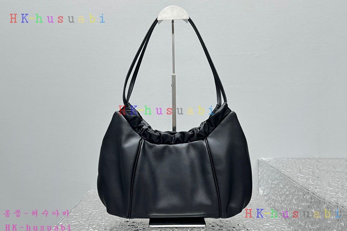 ★미러급★미우미우 가죽 숄더백 MU 330401